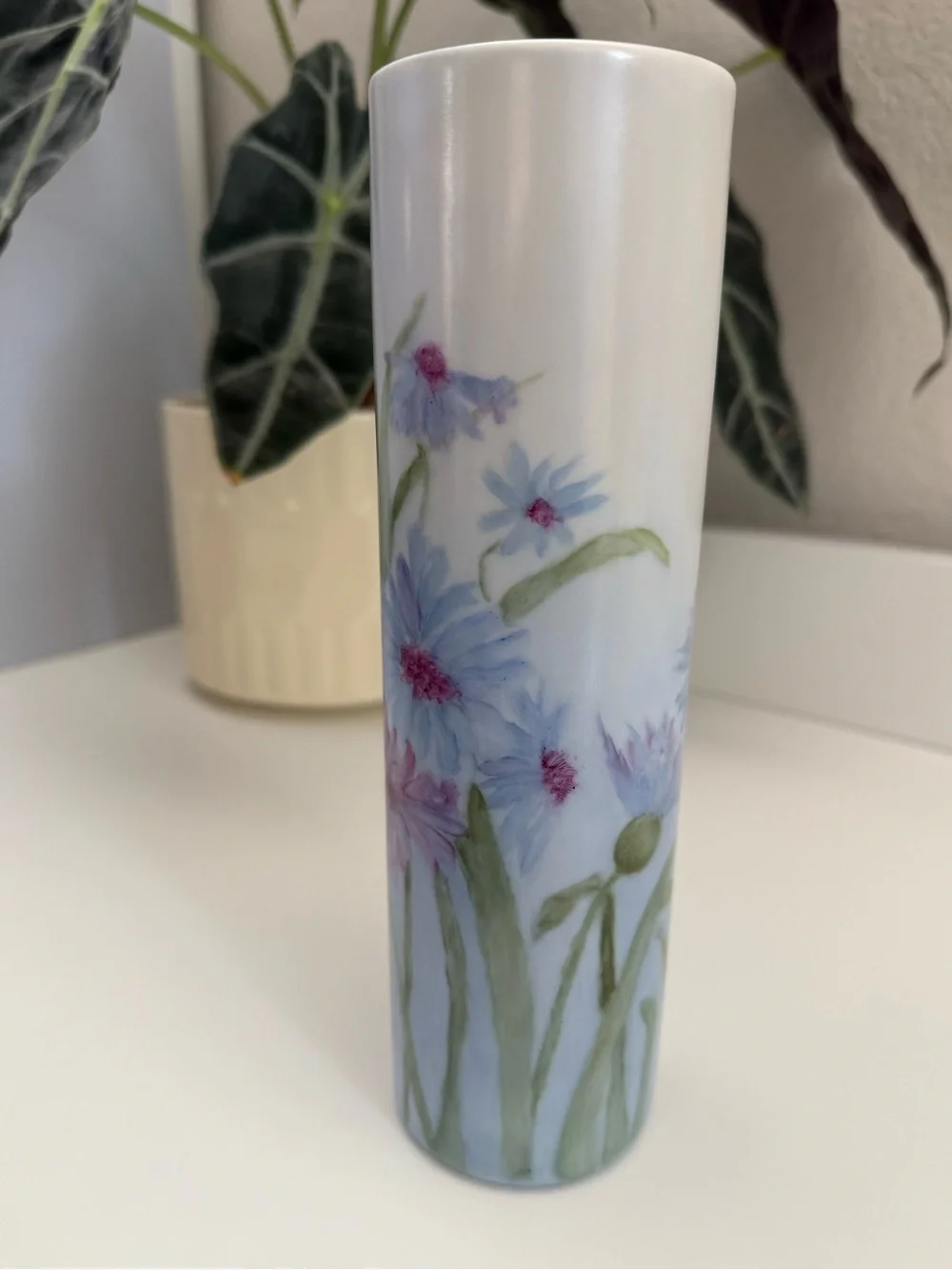 Antique Irma Sorgenfrei on Heinrich&Co Porcelain Hand painted Cornflowers Vase